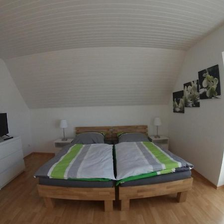 Ferienwohnung Horvath In Келькхайм Экстерьер фото